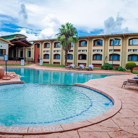 M'Kango Golfview Hotel Lusaka Kültér fotó