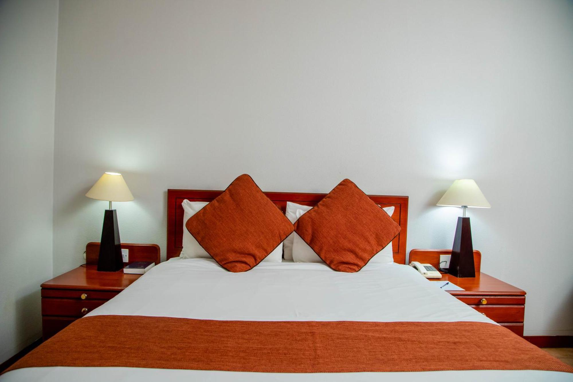 M'Kango Golfview Hotel Lusaka Kültér fotó