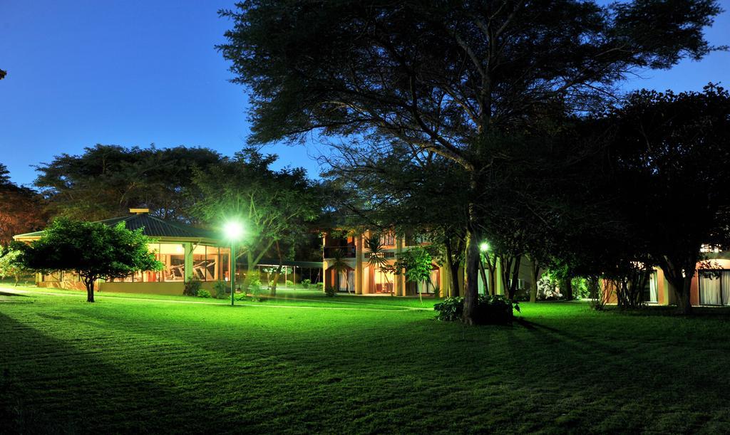 M'Kango Golfview Hotel Lusaka Kültér fotó