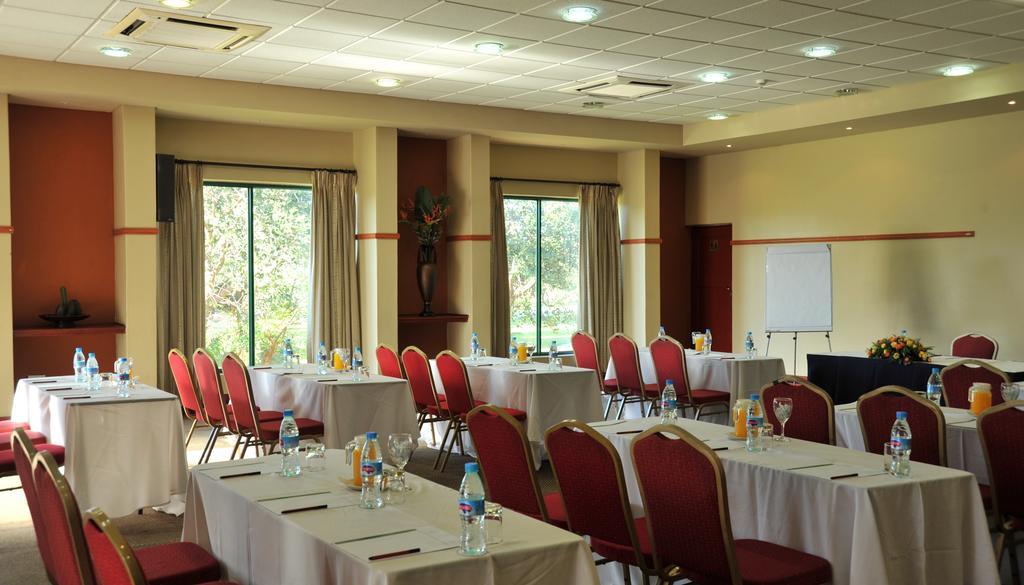 M'Kango Golfview Hotel Lusaka Kültér fotó
