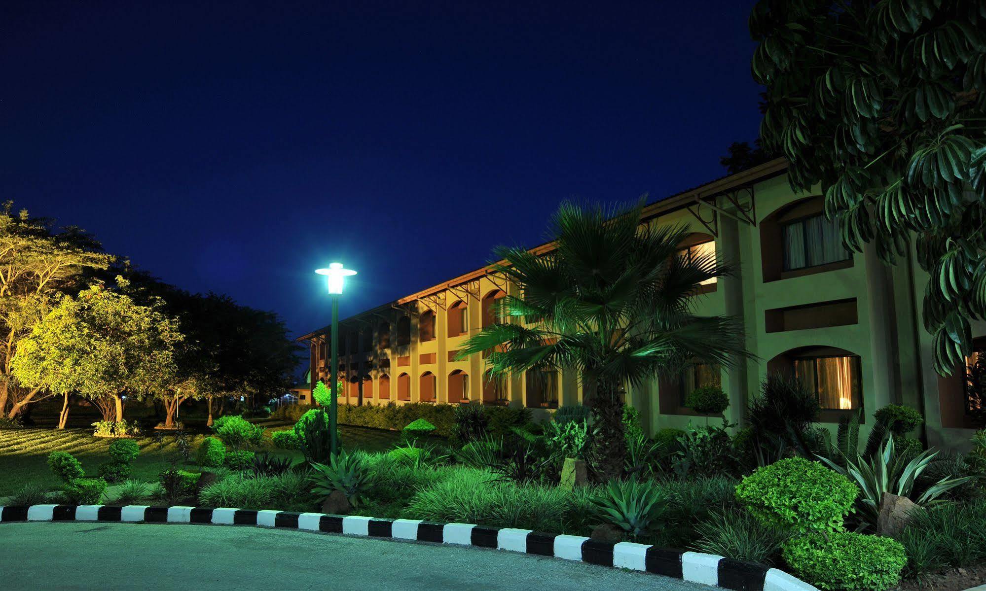 M'Kango Golfview Hotel Lusaka Kültér fotó