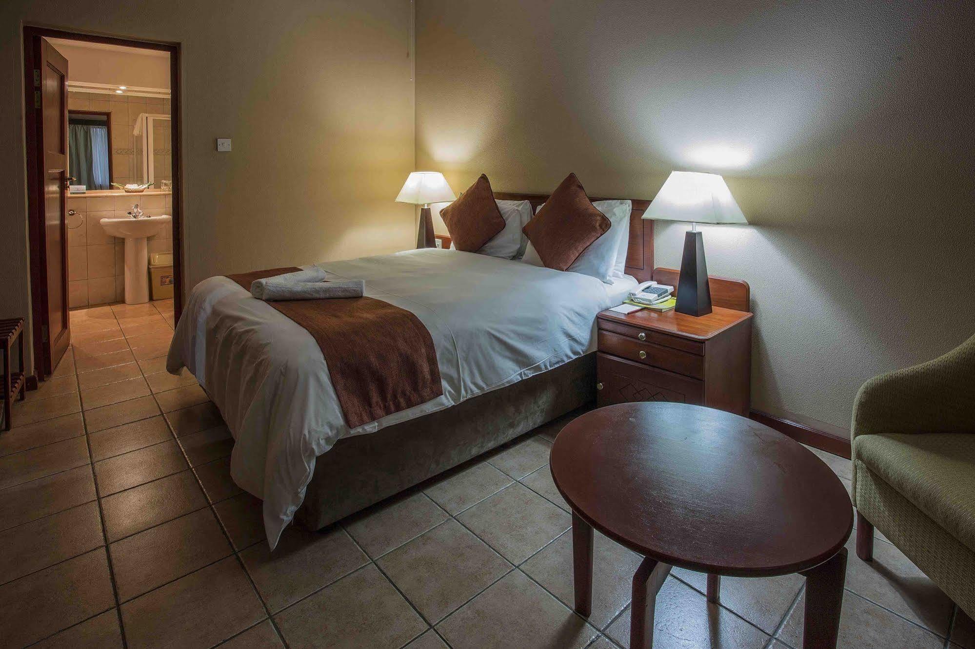 M'Kango Golfview Hotel Lusaka Kültér fotó