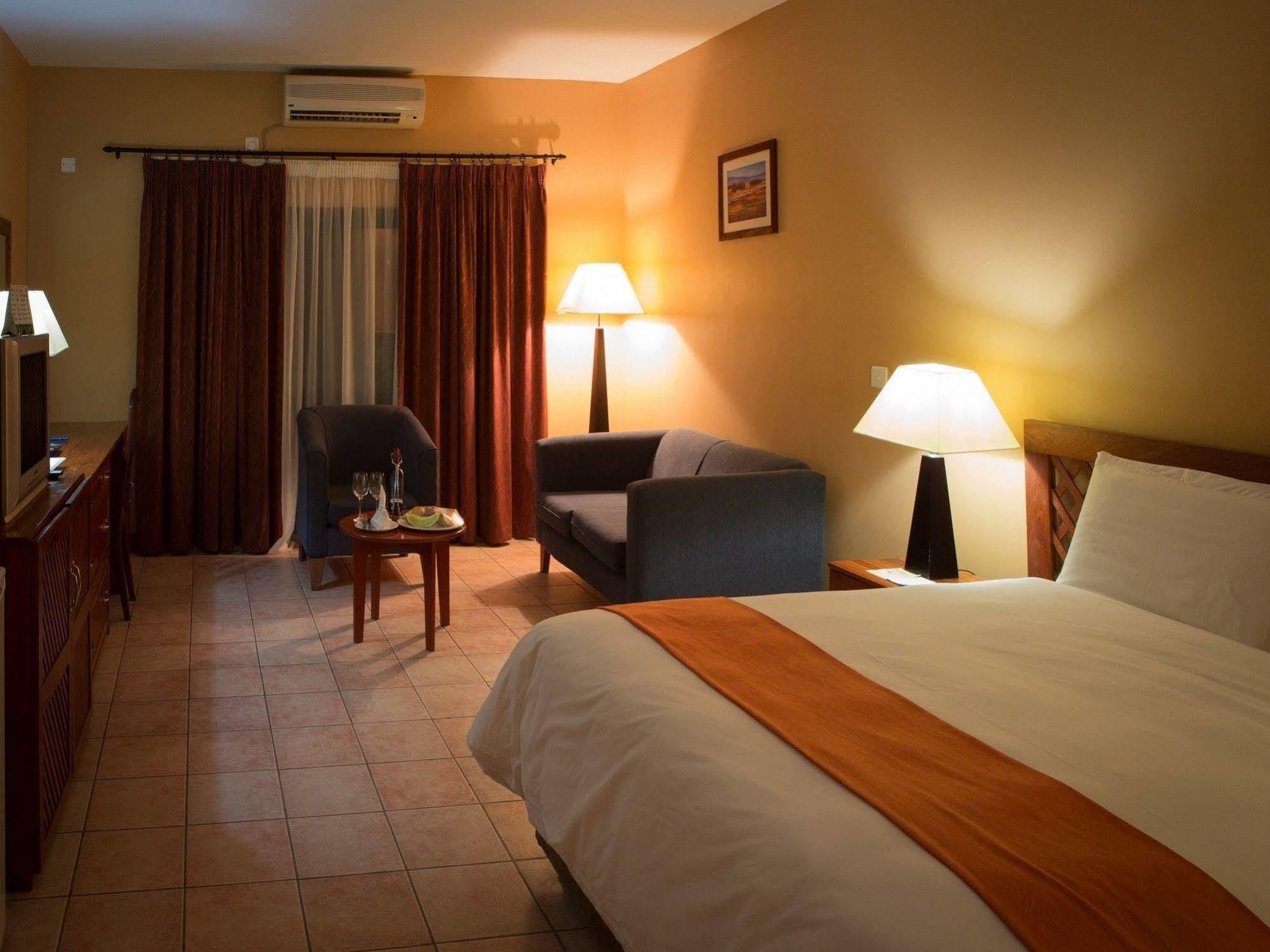M'Kango Golfview Hotel Lusaka Kültér fotó